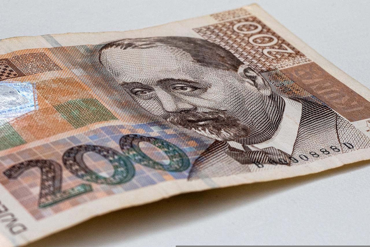 Money Banknote Cash Bill Macro - Dusan_Cvetanovic / Pixabay
